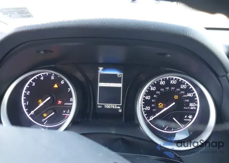 2022 Toyota Camry Le z USA, uszkodzony, nr VIN 4T1C11AK2NU666255